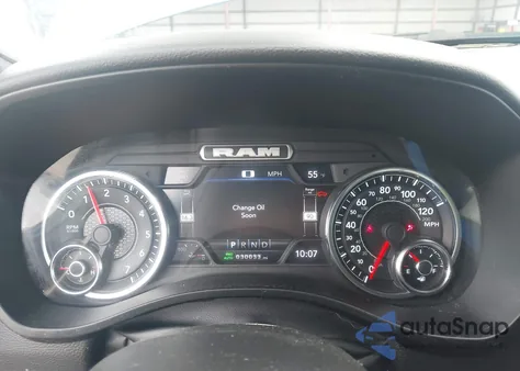 2022 Ram 1500 Big Horn 4X4 5'7 Box from USA, damaged, VIN 1C6SRFFT2NN428978